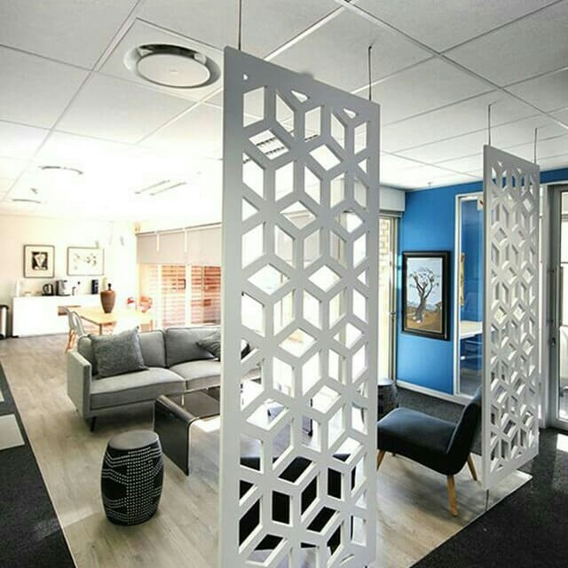 Pembatas Antar Ruangan Dari Bahan Besi