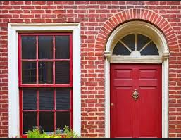 Makna Pintu Besi Merah Menurut Feng Shui dan Inspirasi Perpaduan Warnanya