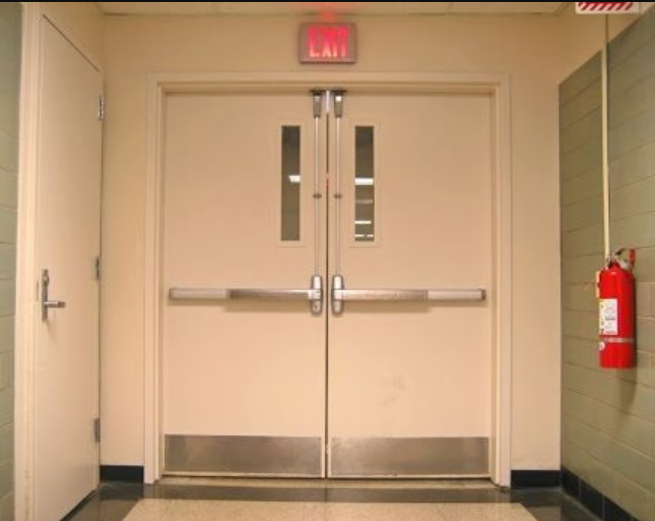 Peran Pintu Darurat dalam Keamanan Gedung