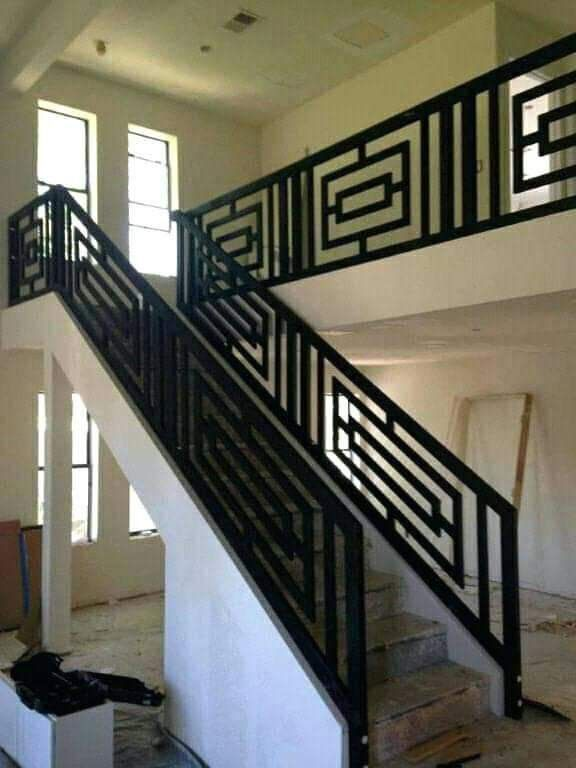 Railing Tangga Minimalis untuk Menciptakan Tampilan Rumah yang Rapi dan Simpel