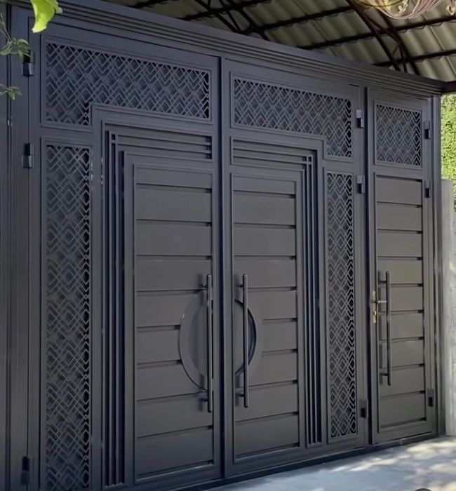 Warna dan Ukuran Pintu Besi yang Bikin Rumah Tampak Mewah Bersama Djaya Cipta Pratama